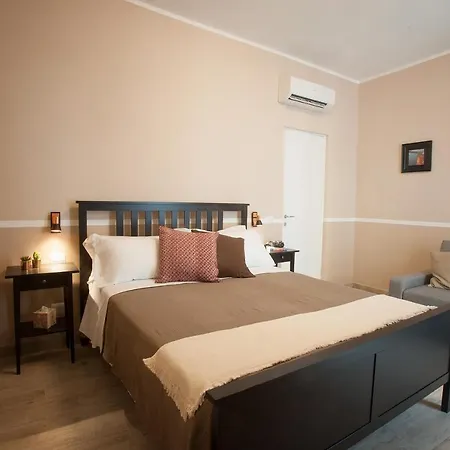 6th Land - Rent Pensión