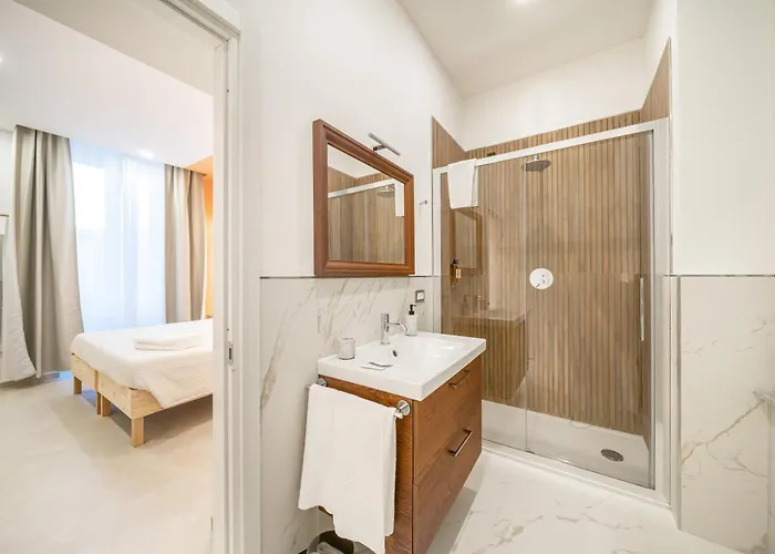 6th Land - Rent 3* لا سبيتسْيا